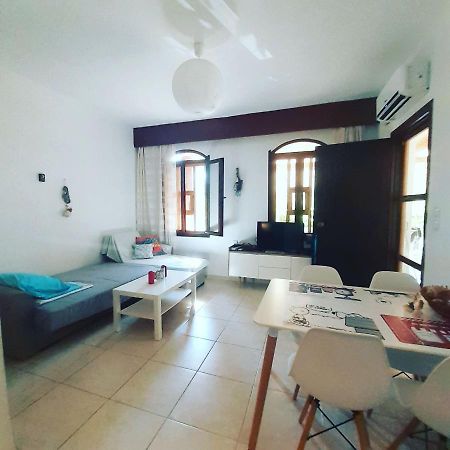 Το Σπίτι Με Το Πηγάδι - Wellcottage Thassos Skala Kallirakhis Bagian luar foto